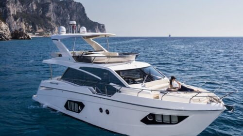 Absoluto-motor-yacht-charter-rent-yachtco-2.jpg