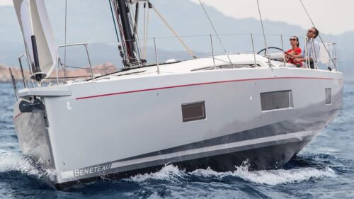 Beneteau-sailboat-charter-rent-yachtco-7-2.jpg