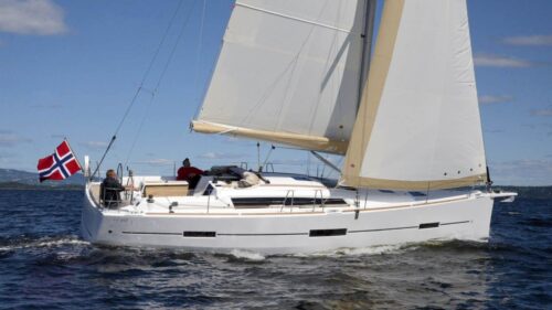 Dufour-charter-rent-sailboat-yachtco-10-1.jpeg