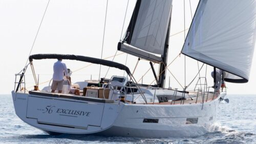 Dufour-charter-rent-sailboat-yachtco-10.jpeg