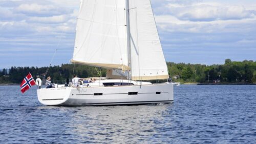 Dufour-charter-rent-sailboat-yachtco-12-1.jpeg