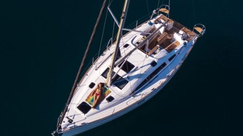 Elan-alquiler-de-barco-yachtco-5-3.jpg