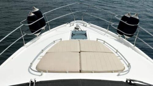 Fairline-charter-rent-motoryacht-yachtco-3-2.jpg