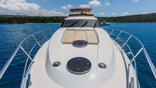 Fairline-charter-rent-motoryacht-yachtco-3.jpg