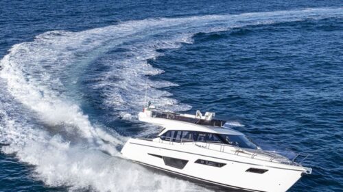 Ferretti-charter-rent-motoryacht-yachtco-15.jpg
