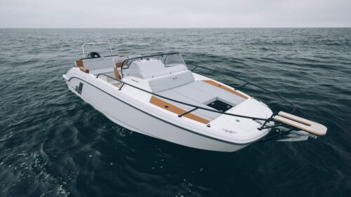 Flyer-motorboat-charter-rent-yachtco-2.jpg