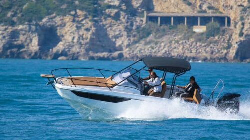 Flyer-motorboat-charter-rent-yachtco-9.jpg