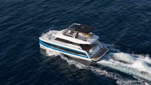 Fountaine-Pajot-Power-catamaran-charter-verhuur-jachtco-6-1.jpg