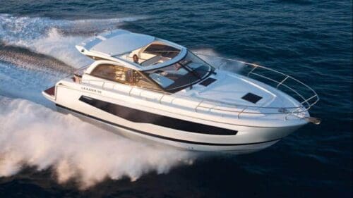 Jeanneau-motor-yacht-charter-pronajem-yachtco-1-1.jpg