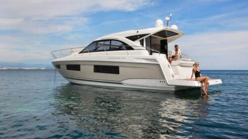 Jeanneau-motor-yacht-charter-pronajem-yachtco-57.jpg