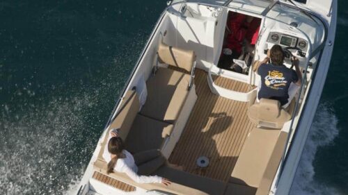 Jeanneau-motorboat-charter-rent-yachtco-7.jpg