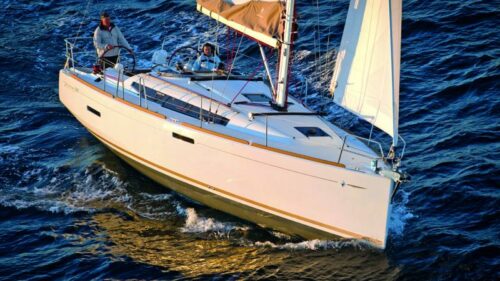 Jeanneau-sailboat-charter-rent-yachtco-7.jpg