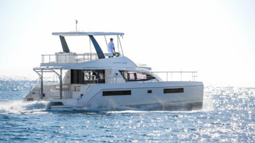 Leopard-Power-catamaran-charter-pronajem-yachtco-32.jpg