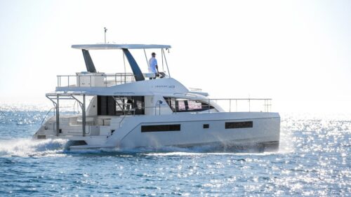 Leopard-Power-catamaran-charter-pronajem-yachtco-5.jpg