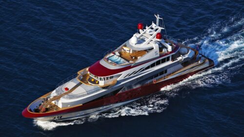 Rent-Luxury-Yachts-2.jpg
