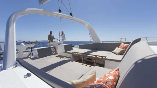 Sailboat-charter-rent-yachtco-13-2.jpg