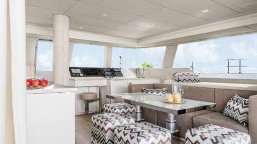 Sunreef-sailboat-charter-rent-yachtco-11.jpg