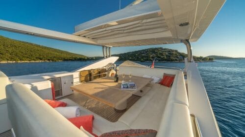 Sunreef-sailboat-charter-rent-yachtco-18.jpeg