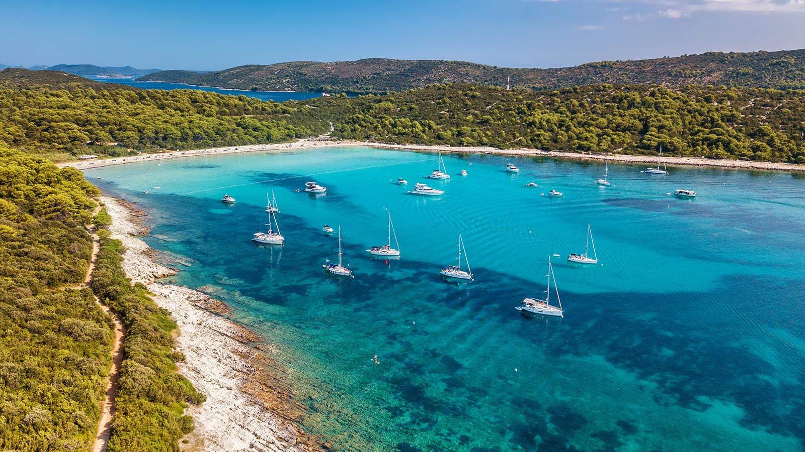 boat rental anchorages and moorings in croatia