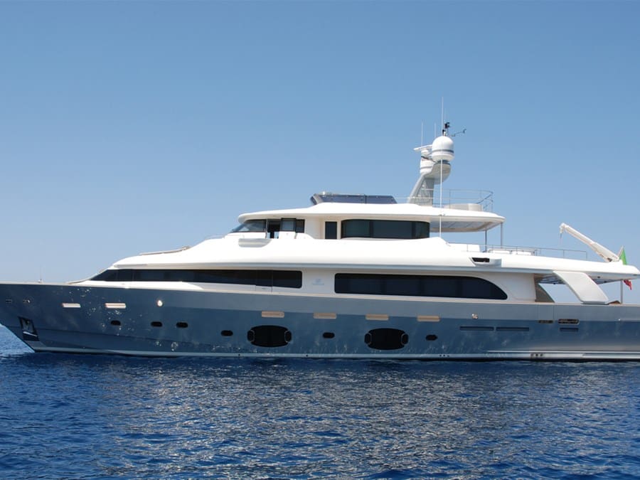 Navetta-33-charter-croatia-rental (1-2) navetta-33-yacht-charter-croatia-sailing-holidays-croatia-booking-yacht-charter-croatia-catamarans-sailboats-motorboats-gulets-luxury-yachts-boat-rental-croatia-4