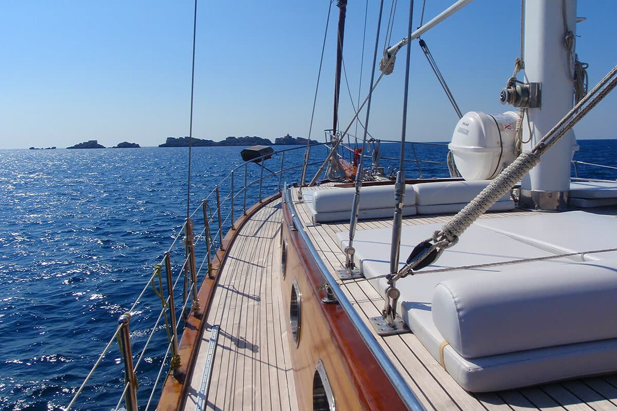 adriatic-holiday-charter-rental-croatia 5 lagoon 52 s-yacht-charter-croatia-sailing-holidays-croatia-booking-yacht-charter-croatia-catamarans-sailboats-motorboats-gulets-luxury-yachts-boat-rental-croatia 6
