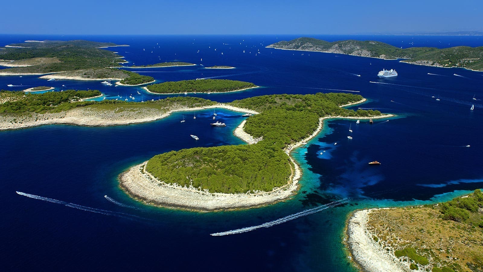 catamaran charter in kroatië