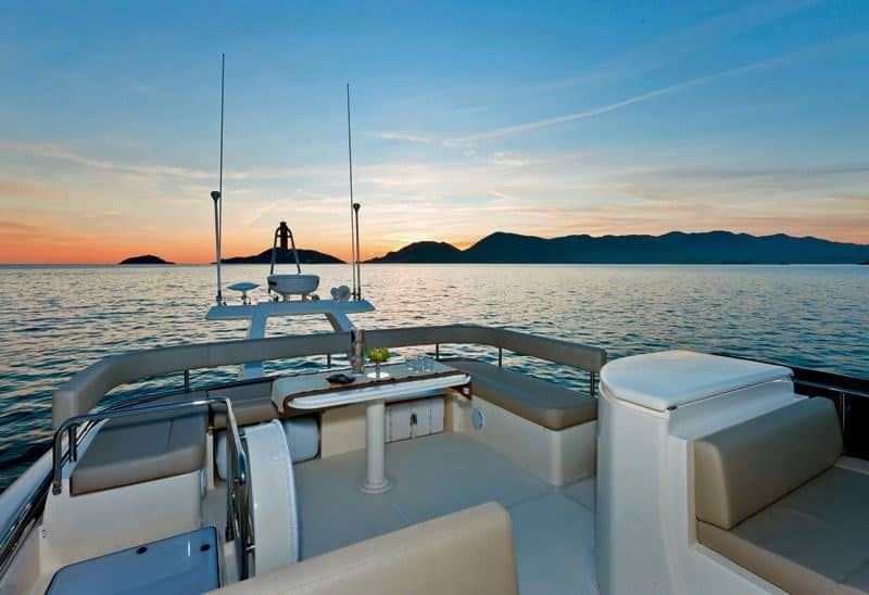 feretti-620-charter-croatia-rental (4) feretti-620-yacht-charter-croatia-sailing-holidays-croatia-booking-yacht-charter-croatia-catamarans-sailboats-motorboats-gulets-luxury-yachts-boat-rental-