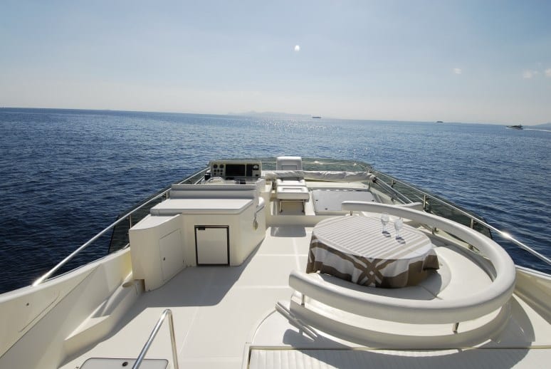 feretti-680-charter-croatia-rental (5) feretti-680-yacht-charter-croatia-sailing-holidays-croatia-booking-yacht-charter-croatia-catamarans-sailboats-motorboats-gulets-luxury-yachts-boat-rental-4