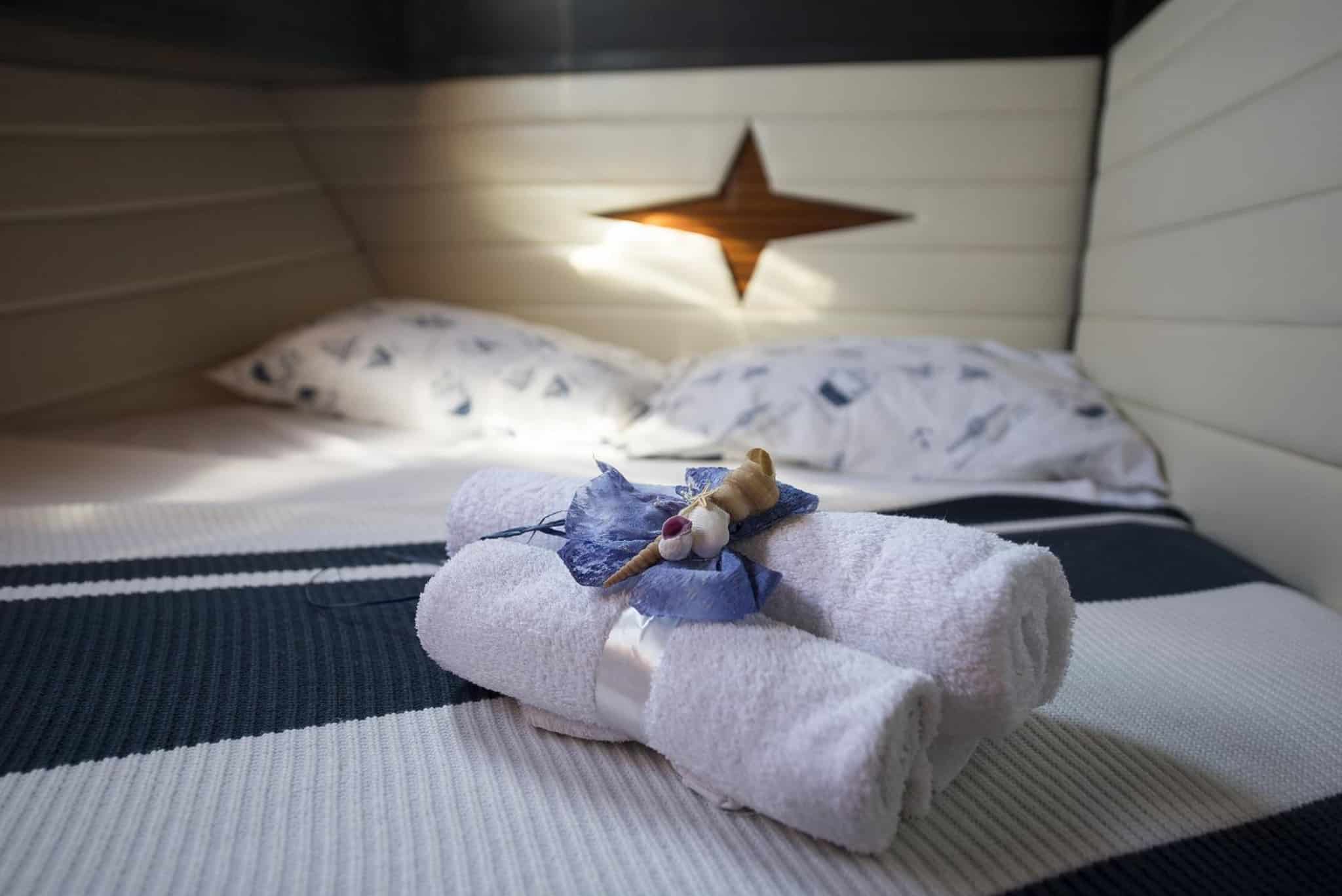 gulet-anna-1-charter-croatia-rental (28) anna-1-yacht-charter-croatia-sailing-holidays-croatia-booking-yacht-charter-croatia-catamarans-sailboats-motorboats-gulets-luxury-yachts-boat-rental-21