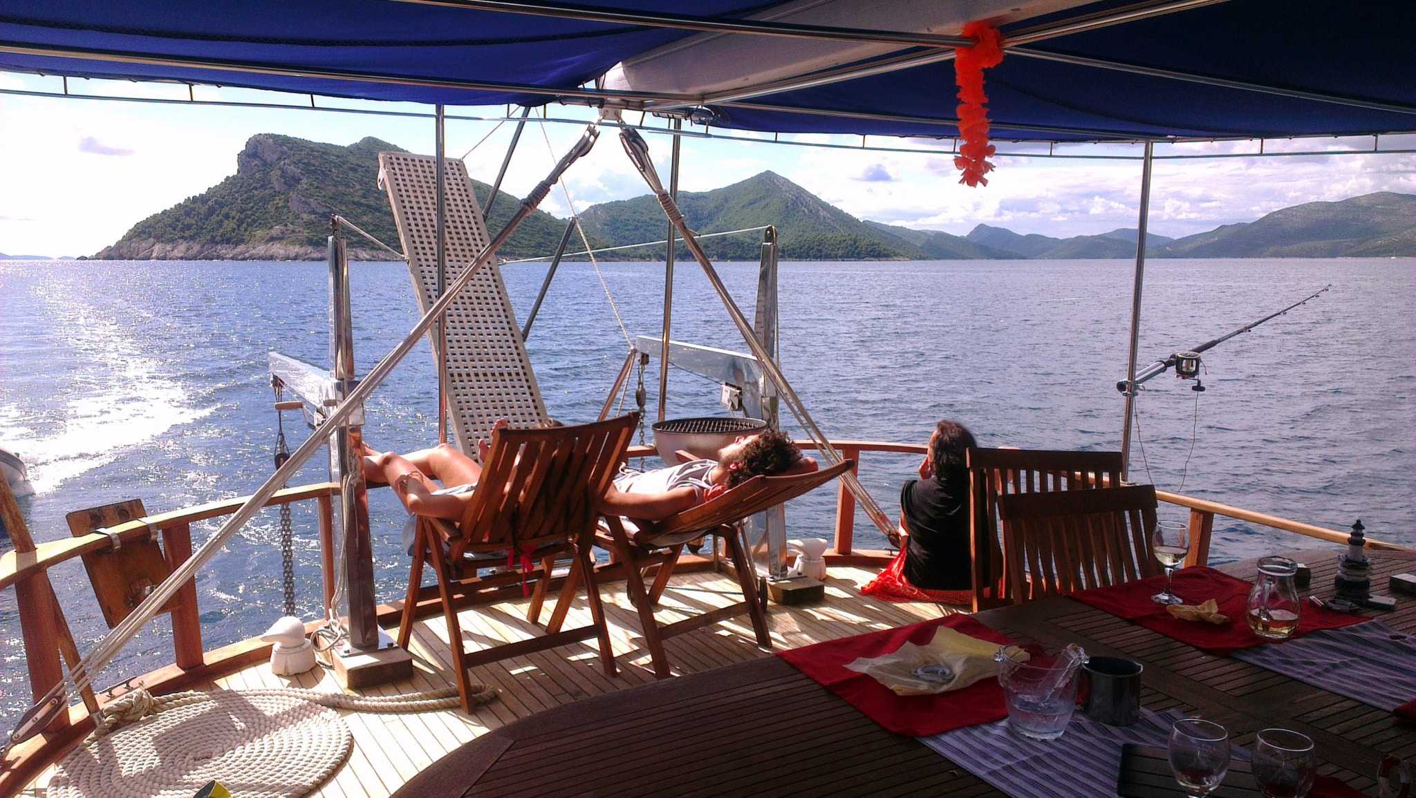 gulet-anna-1-charter-croatia-rental (8) anna-1-yacht-charter-croatia-sailing-holidays-croatia-booking-yacht-charter-croatia-catamarans-sailboats-motorboats-gulets-luxury-yachts-boat-rental-6