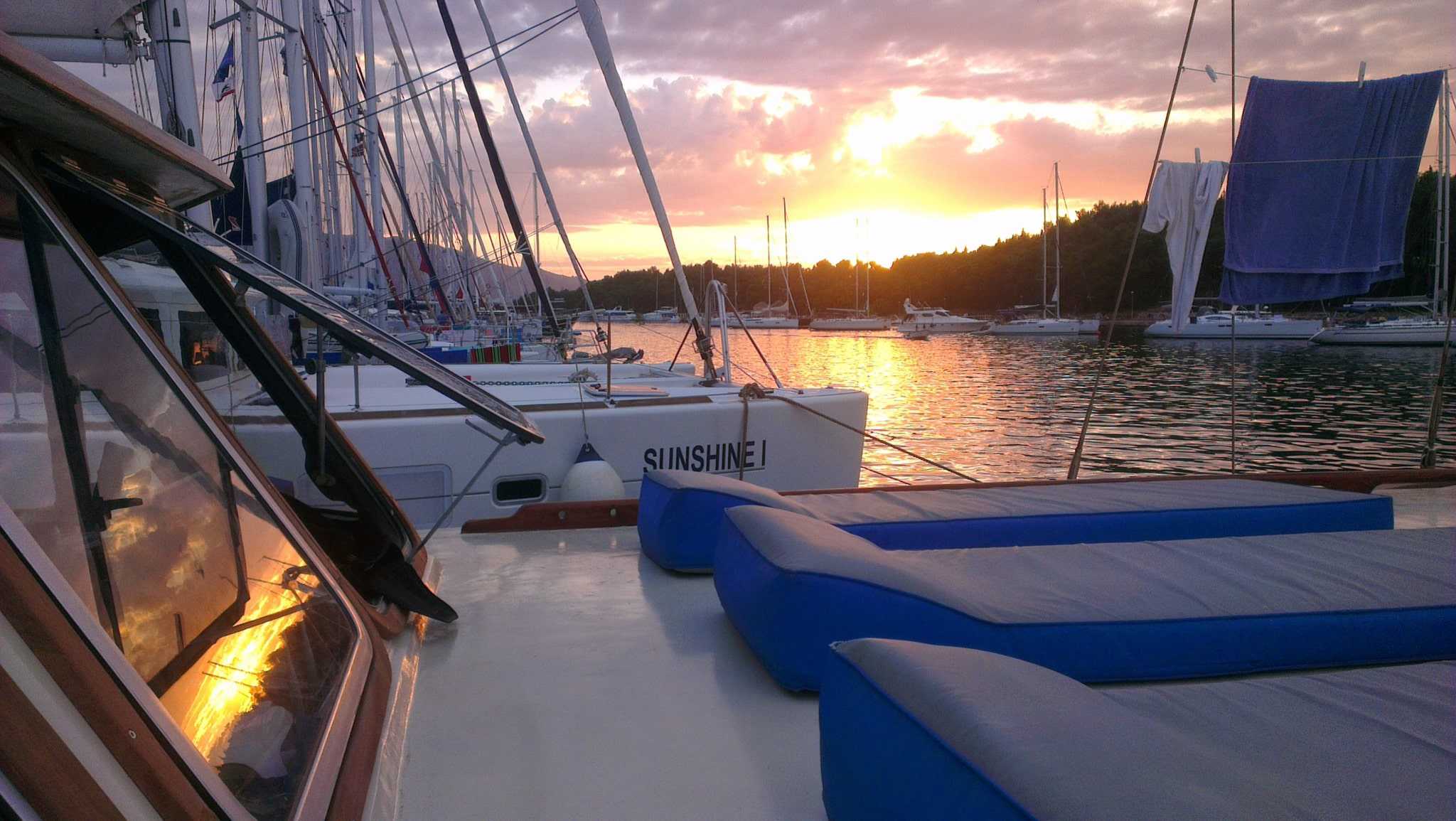 gulet-anna-1-charter-croatia-rental (9) anna-1-yacht-charter-croatia-sailing-holidays-croatia-booking-yacht-charter-croatia-catamarans-sailboats-motorboats-gulets-luxury-yachts-boat-rental-21