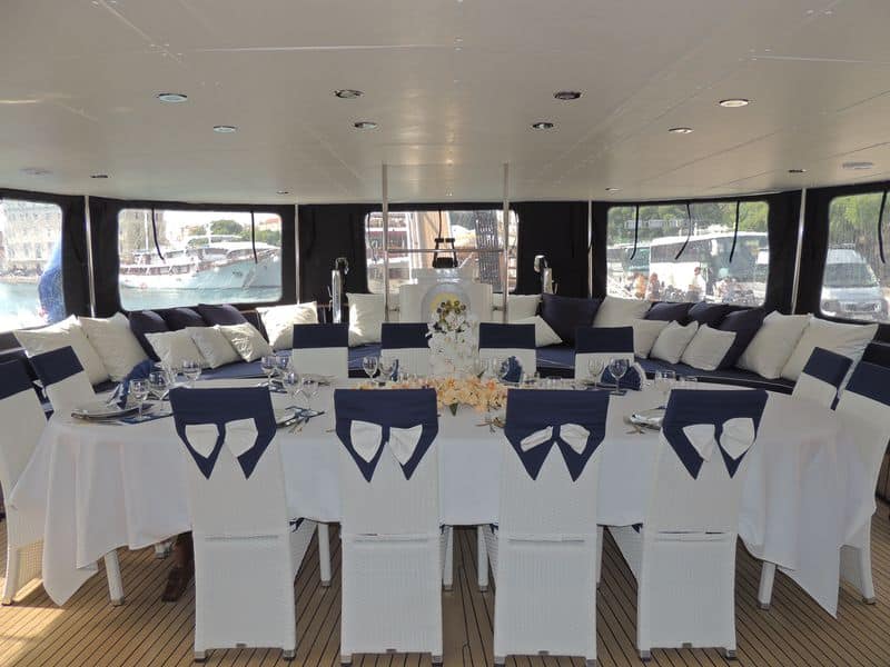 gulet-aurum-charter-croatia-rental (9) aurum-yacht-charter-croatia-sailing-holidays-croatia-booking-yacht-charter-croatia-catamarans-sailboats-motorboats-gulets-luxury-yachts-boat-rental-11