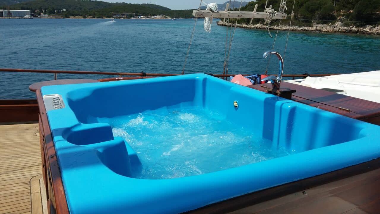 gulet-dolce-vita-charter-croatia-rental (9) dolce-vita-yacht-charter-croatia-sailing-holidays-croatia-booking-yacht-charter-croatia-catamarans-sailboats-motorboats-gulets-luxury-yachts-boat-rental-10