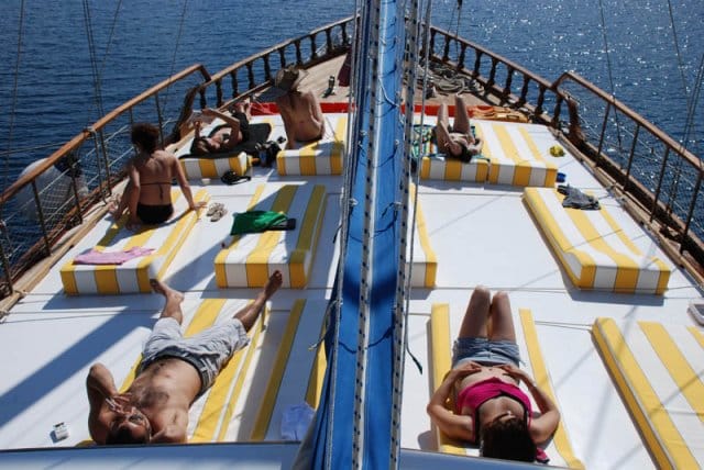 gulet-linda-charter-croatia-rental (11) linda-yacht-charter-croatia-sailing-holidays-croatia-booking-yacht-charter-croatia-catamarans-sailboats-motorboats-gulets-luxury-yachts-boat-rental-10