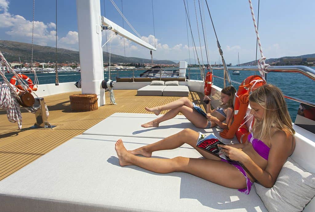 gulet-navilux-charter-croatia-rental (12) navilux-yacht-charter-croatia-sailing-holidays-croatia-booking-yacht-charter-croatia-catamarans-sailboats-motorboats-gulets-luxury-yachts-boat-rental-2