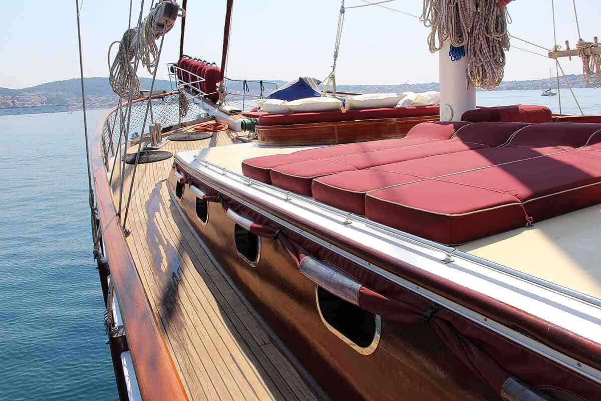 gulet-nostra-vita-charter-croatia-rental-14 lagoon 52 s-yacht-charter-croatia-sailing-holidays-croatia-booking-yacht-charter-croatia-catamarans-sailboats-motorboats-gulets-luxury-yachts-boat-rental-croatia 16