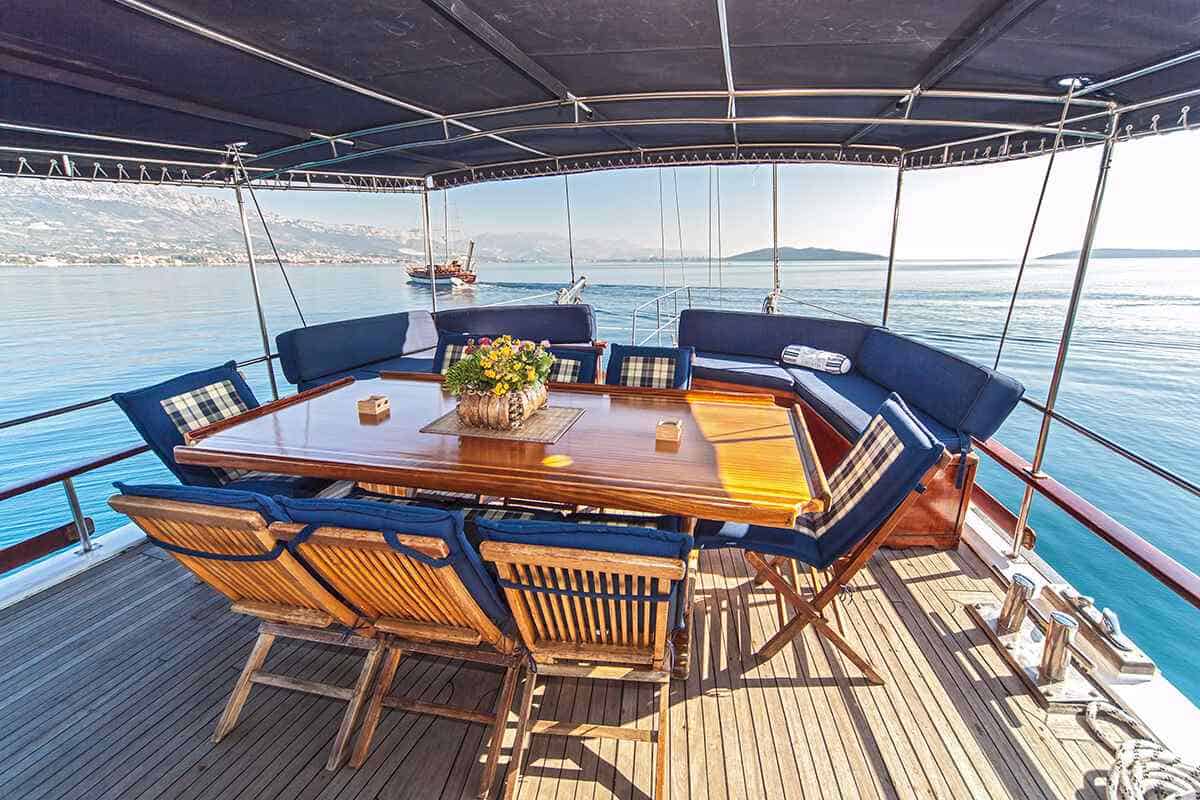 gulet-san-charter-croatia-rental-20 lagoon 52 s-yacht-charter-croatia-sailing-holidays-croatia-booking-yacht-charter-croatia-catamarans-sailboats-motorboats-gulets-luxury-yachts-boat-rental-croatia 16