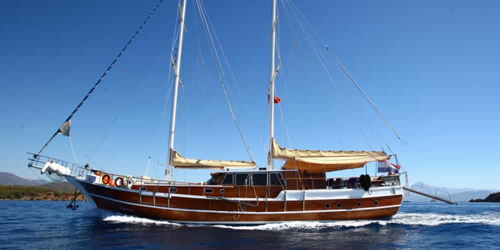 gulet-sirena-charter-croatia-rental (1) sirena-charter-croatia-sailing-holidays-croatia-booking-yacht-charter-croatia-catamarans-sailboats-motorboats-gulets-luxury-yachts-boat-rental-6