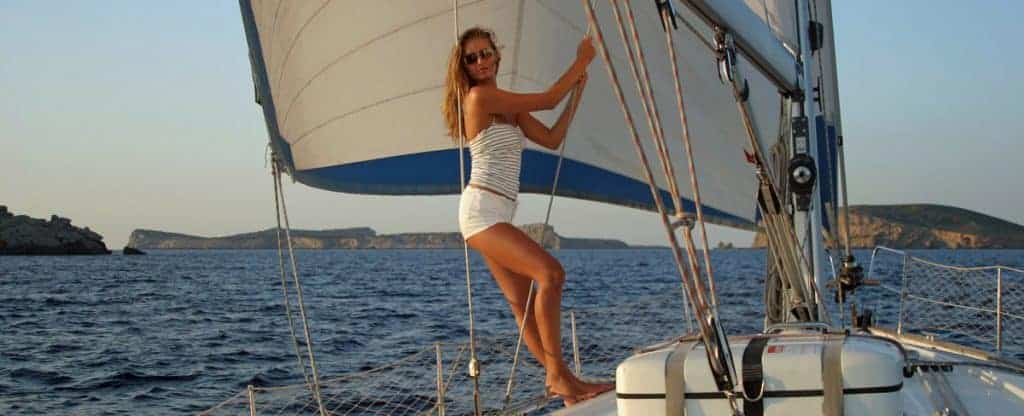 dubrovnik boat rental yacht charter sailing holidays croatia skippered catamaran sailboat