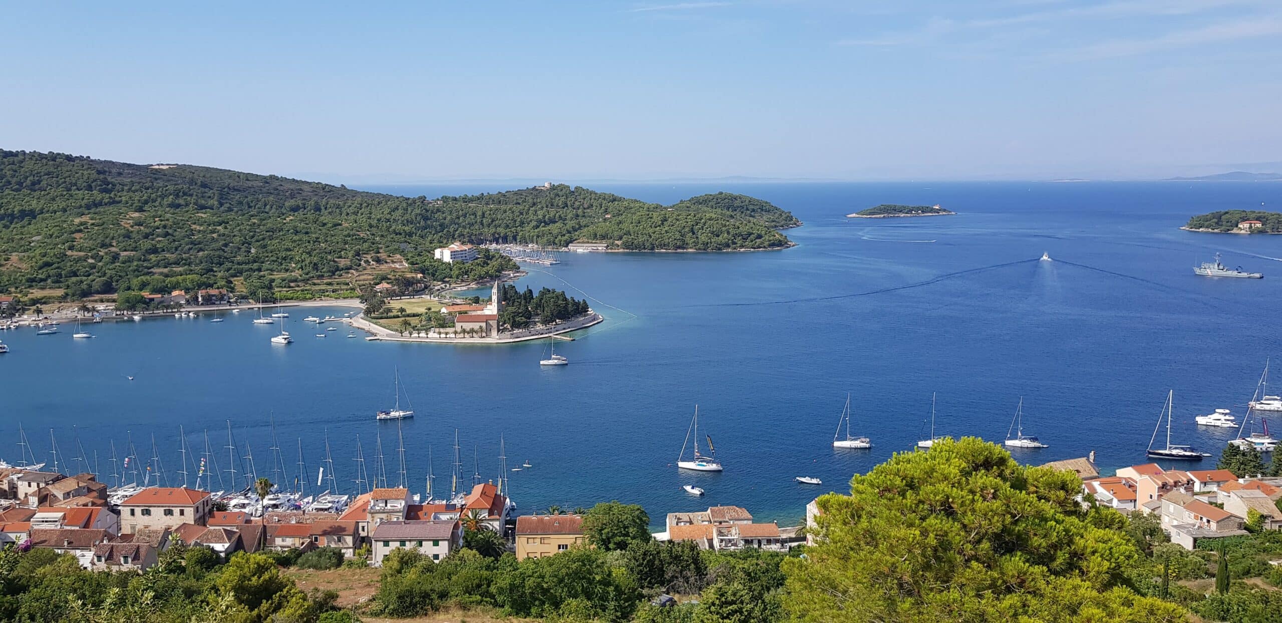 Charter med skipper i Kroatia