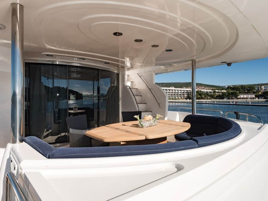 sunseeker-yacht-105-charter-croatia-rental (8) sunseeker-yacht-105-yacht-charter-croatia-sailing-holidays-croatia-booking-yacht-charter-croatia-catamarans-sailboats-motorboats-gulets-luxury-yachts-boat-rental-7